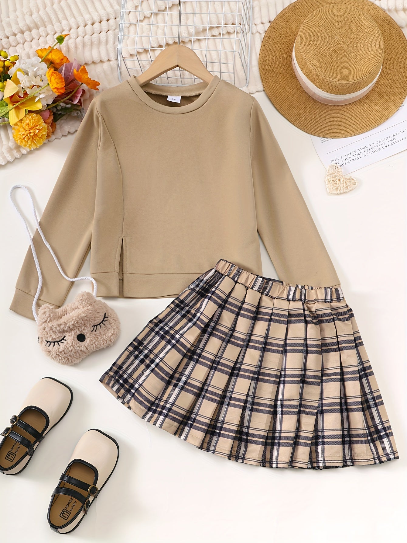 Girl's 3pcs Casual Outfit Sweatshirt & Plush Bag & Pleated Skirt S