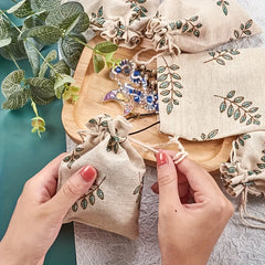 30pcs 14x10cm Drawstring Gift Bags Jewelry Storage Bags with Printed Leaf