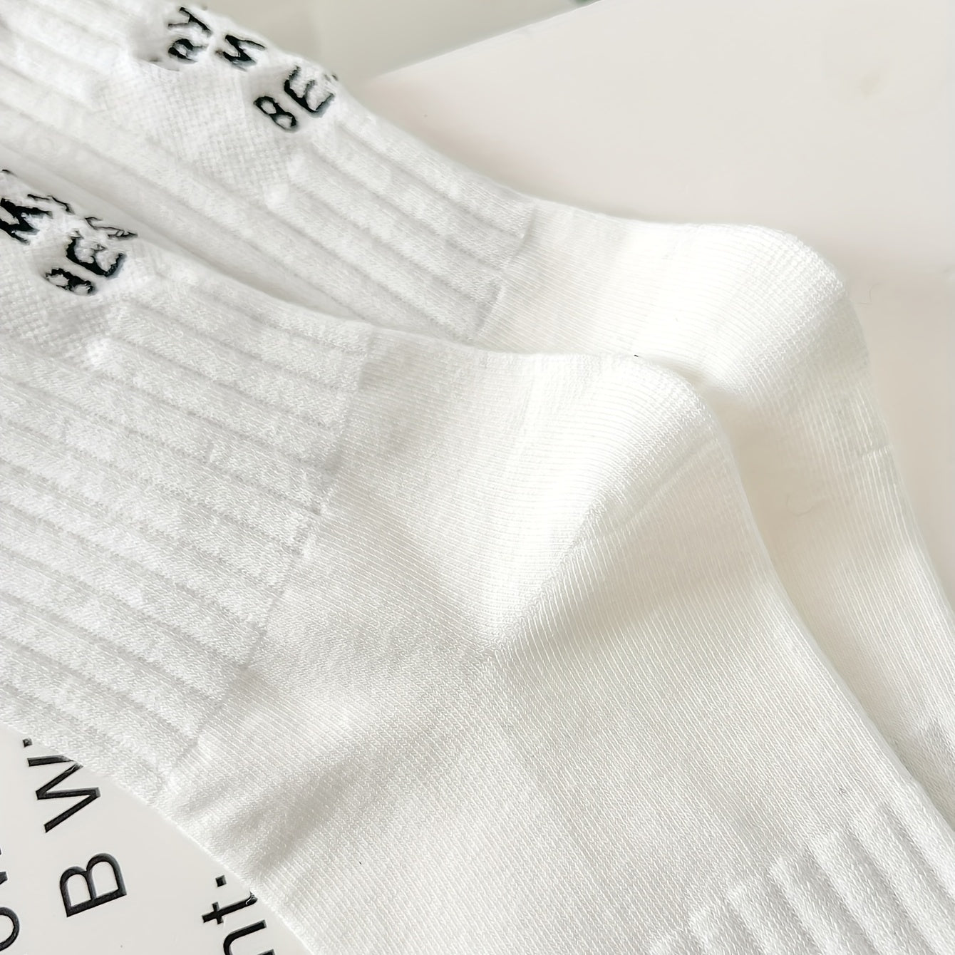 Letter Print Sports Mid Tube Socks Women's Stockings