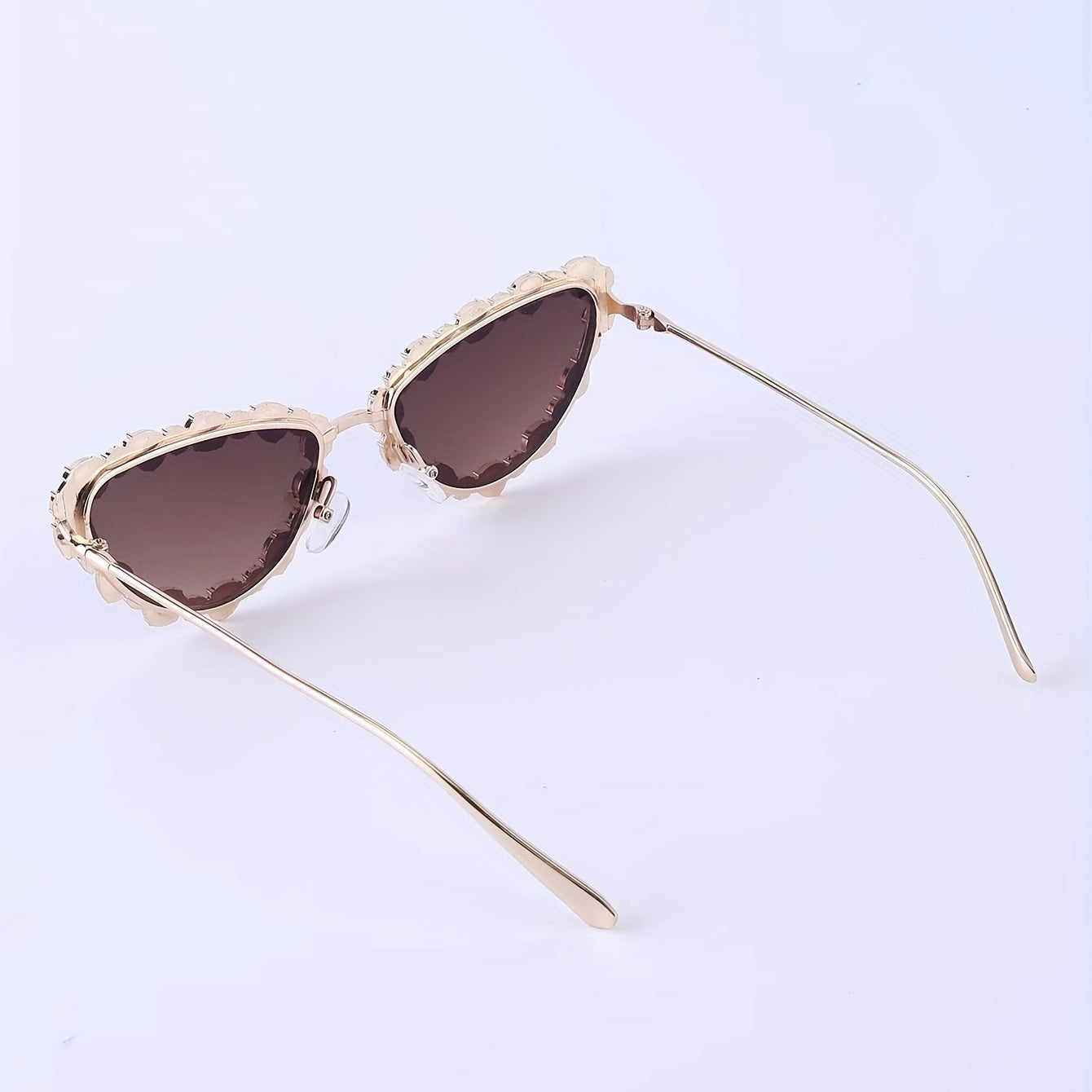 Rhinestone Stubbed Sunglasses for Sun Protection