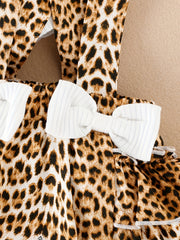 2pcs Baby Girl Leopard Print Romper & Briefs Set