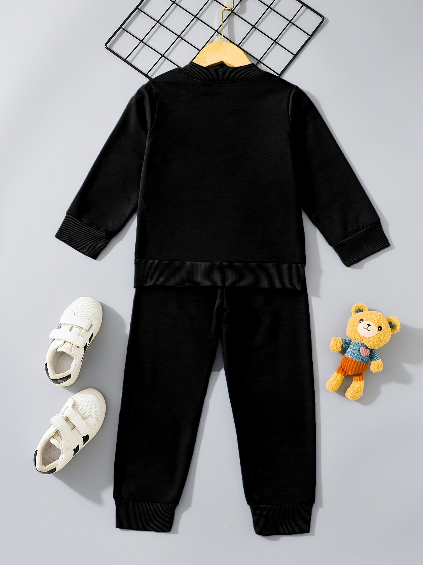 Boy's Cartoon Animal Print Set