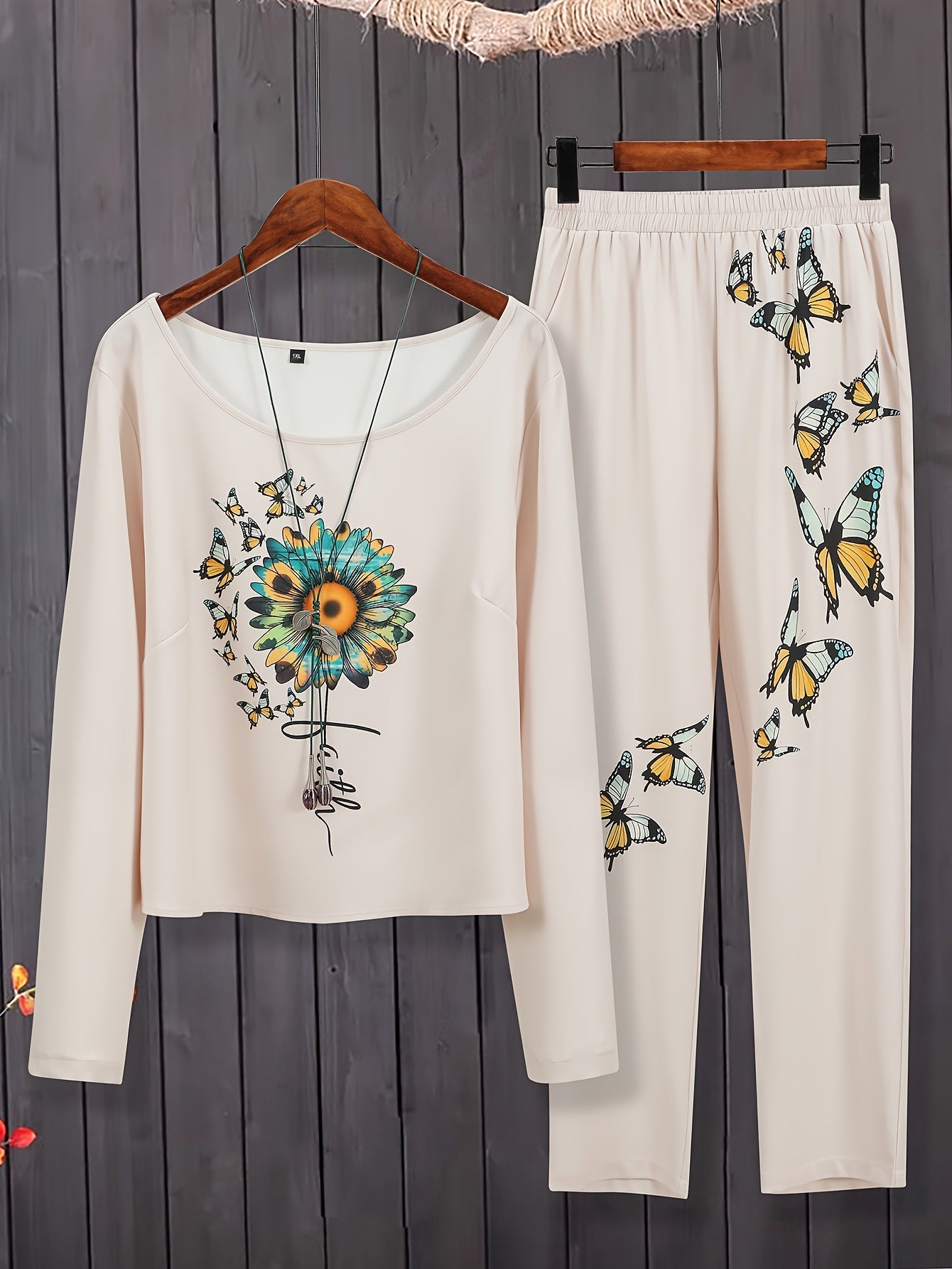 Women's Plus Butterfly & Sunflower Print 2PC Set