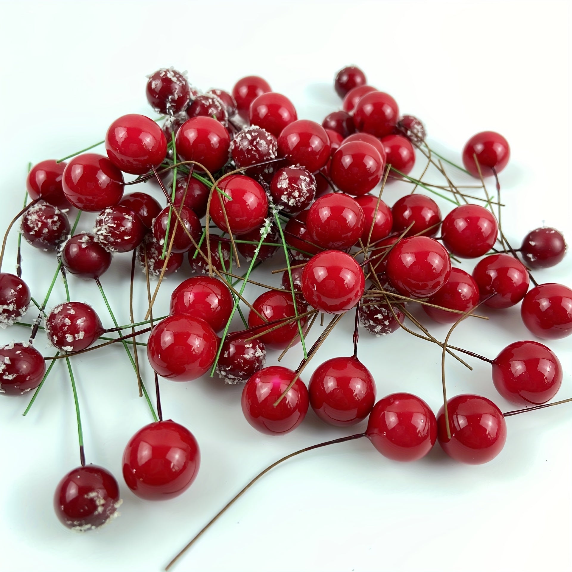 100pcs Christmas Decor Artificial Holly Berry Wire Bundle Garland Wreath