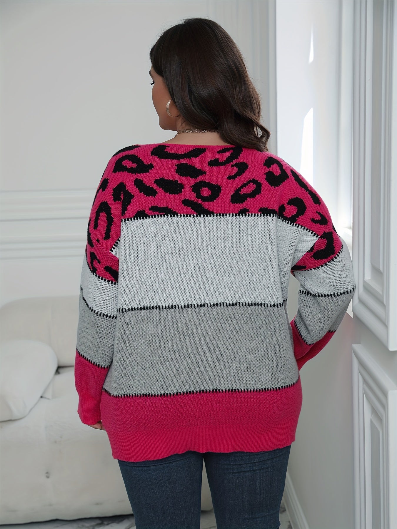  Colorblock Leopard Print Sweater