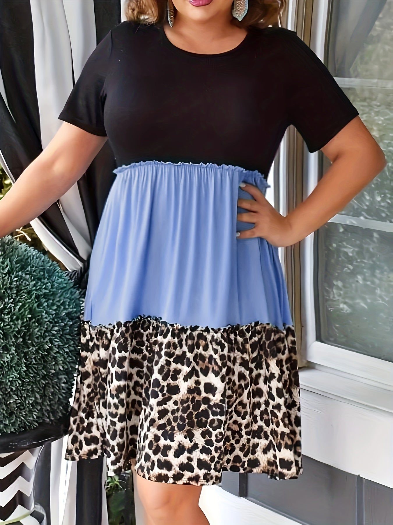  Colorblock Leopard Print Round Neck Short Sleeve Dress