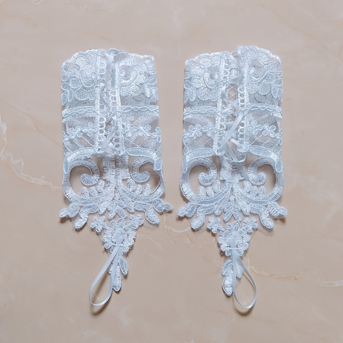 Short Bridal Lace Finger Gloves for Weddings & Events