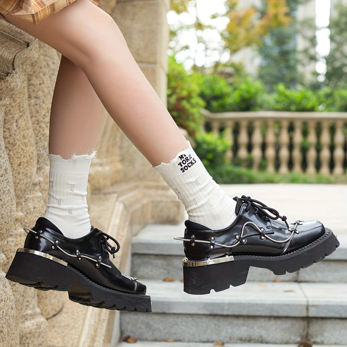 Letter Print Socks Comfy & Breathable Ripped Socks Women's Stockings