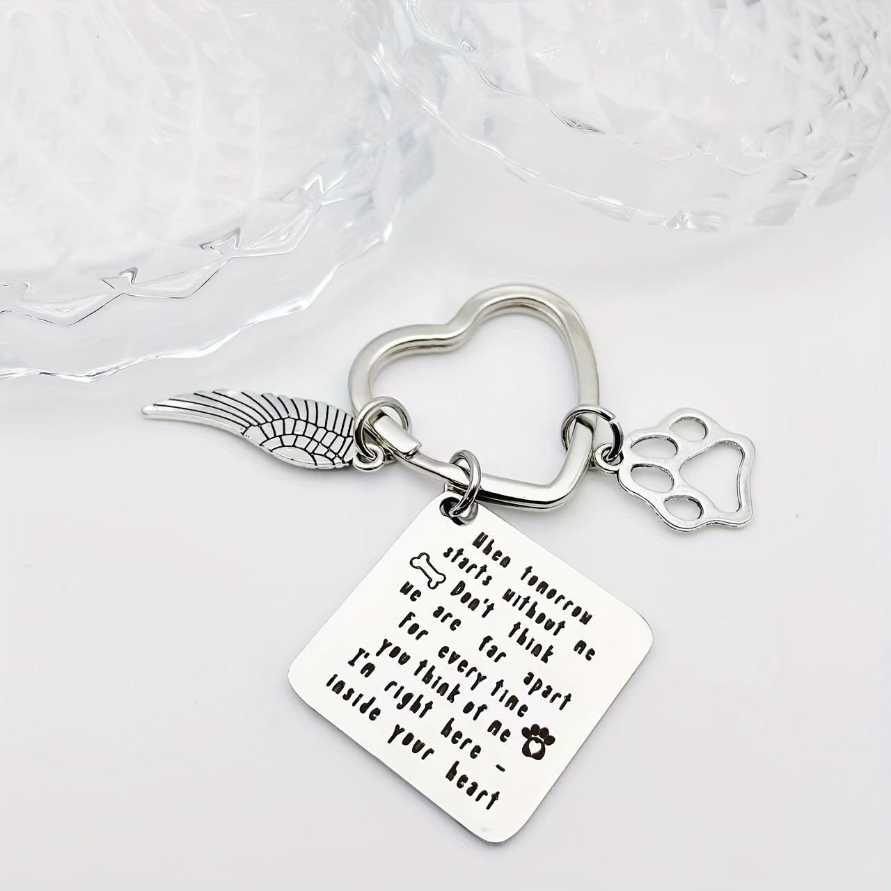 Pet Memorial Keychain - Heartfelt Remembrance Gift