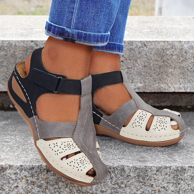 Women's Casual Breathable Sports Sandals Soft Outdoor Walking Shoes