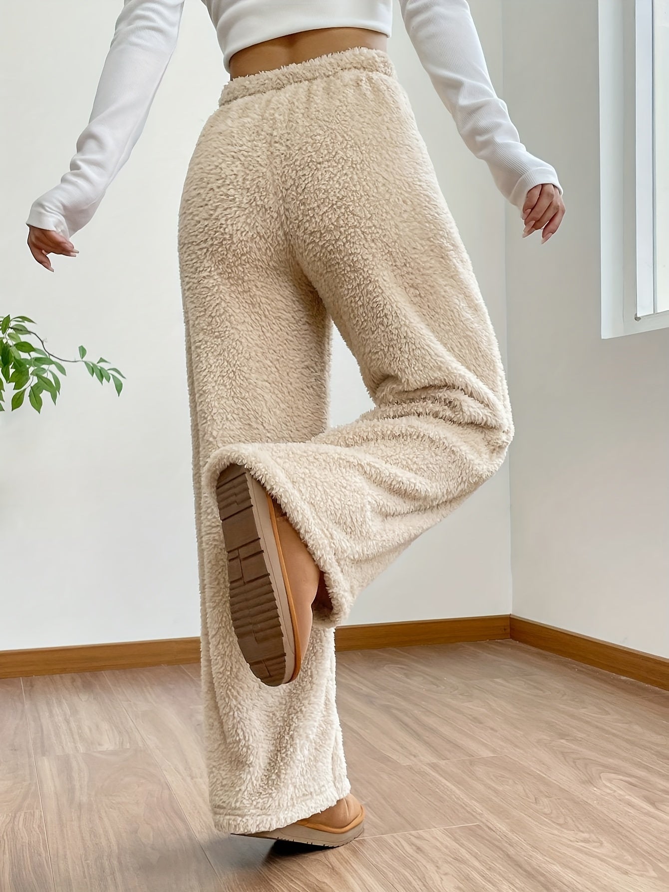  Solid Fleece Elastic Wide Leg Trousers