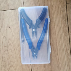 Assembly Tool Pliers for Metal Models