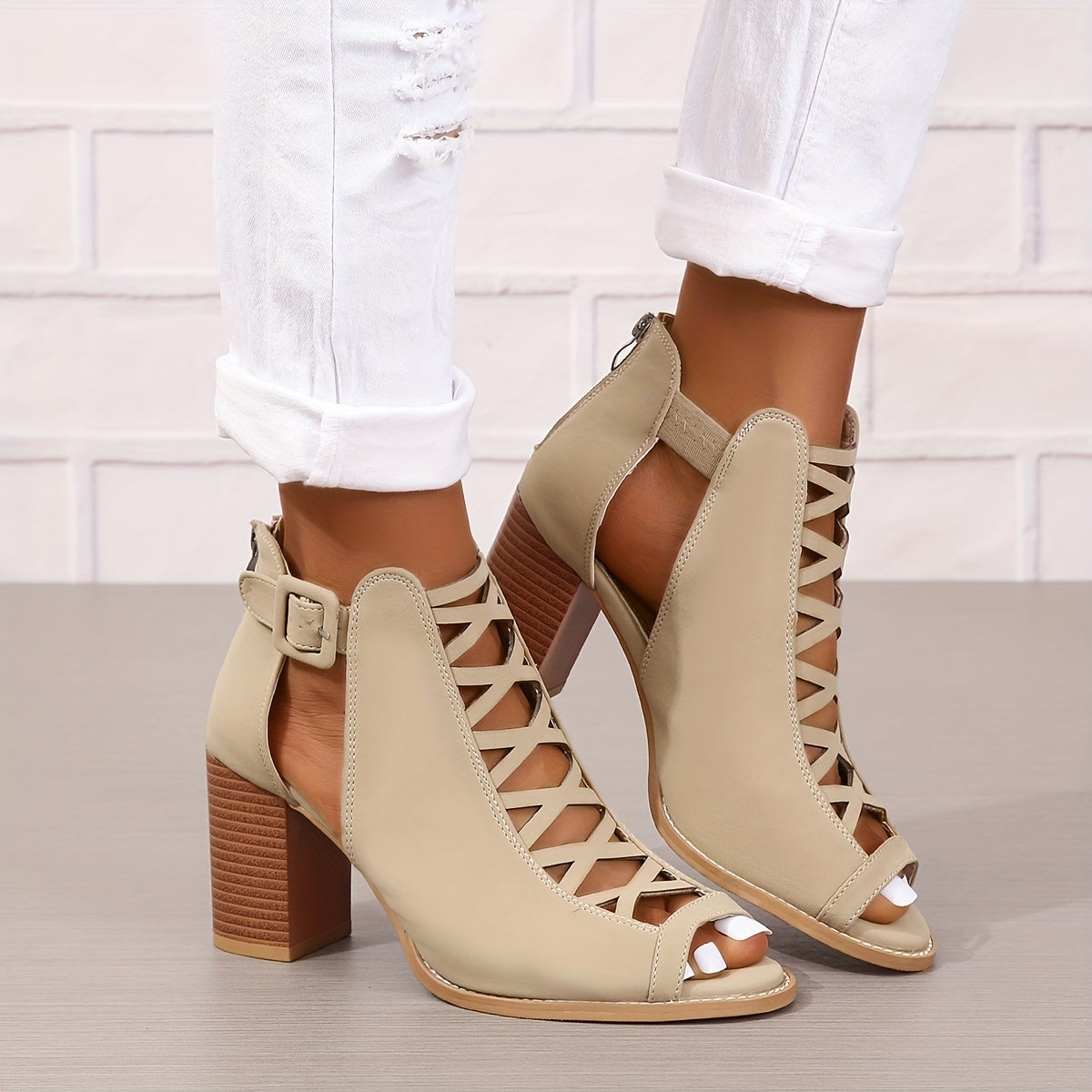 Women's Chunky Heeled Sandals Peep Toe Cut out Buckle Strap Retro High Heels