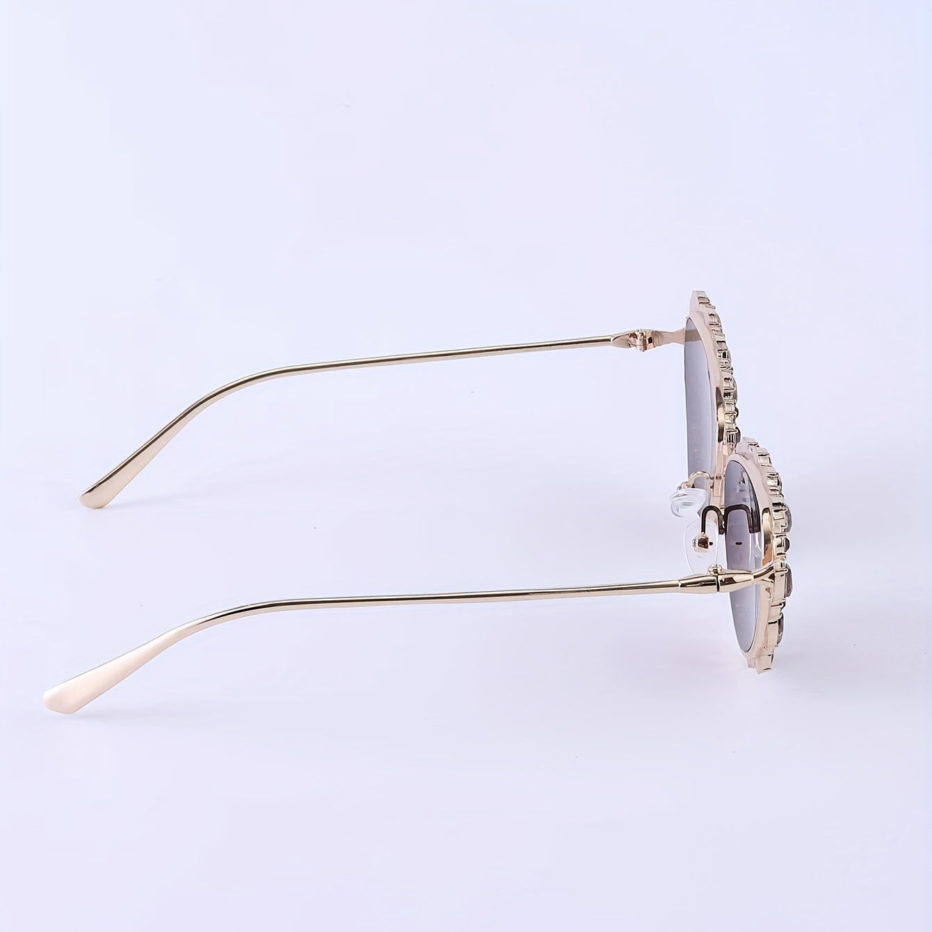 Rhinestone Stubbed Sunglasses for Sun Protection