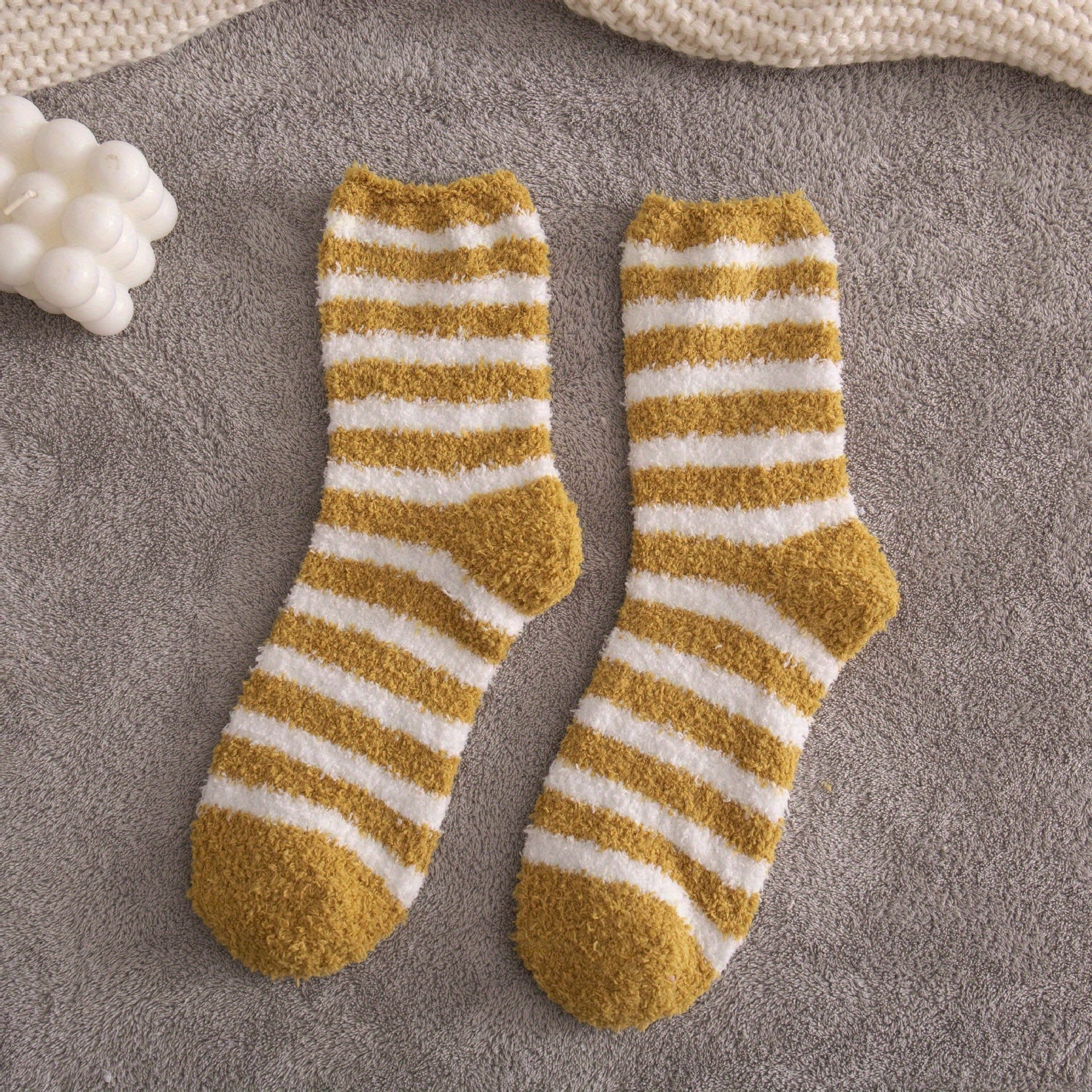 2 Pairs Striped Fuzzy Socks Soft Crew Floor Socks Women's Stockings