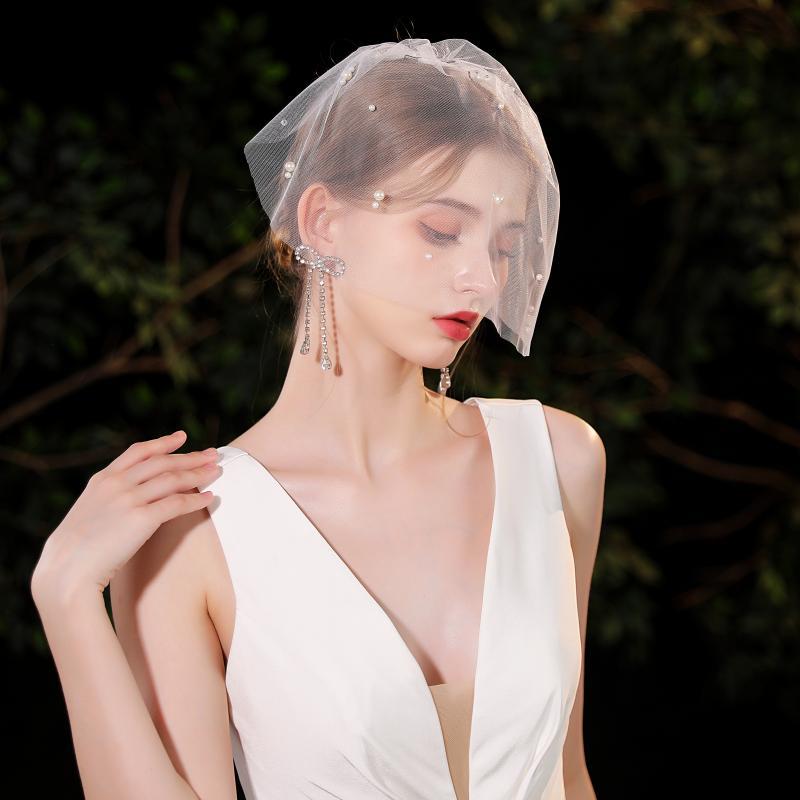 Vintage Style Bridal Veil with Beaded Detail Mesh Overlay for Wedding Photos