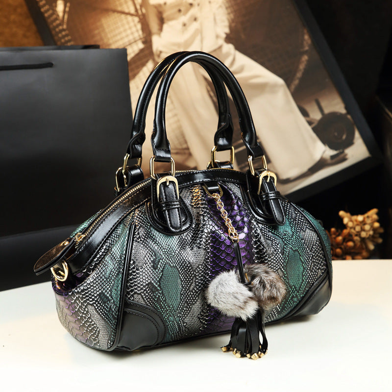 Stylish Dumpling Crossbody Handbag with Zipper Closure