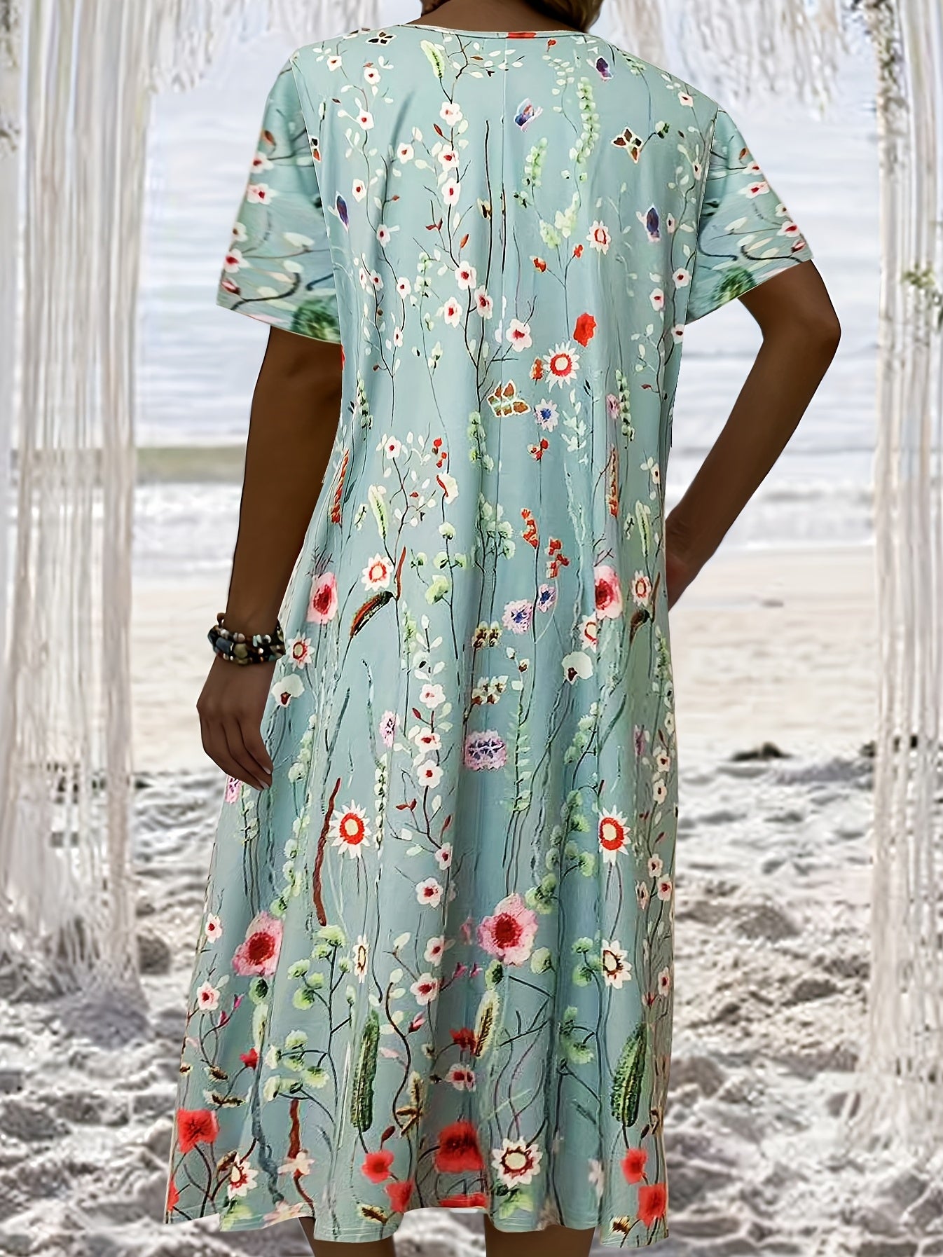 Floral Print Short Sleeve Plus Dress with Pockets