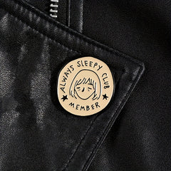 ALWAYS SLEEPY CLUB MEMBER Cartoon Round Brooch Star Boys And Girls Brooch
