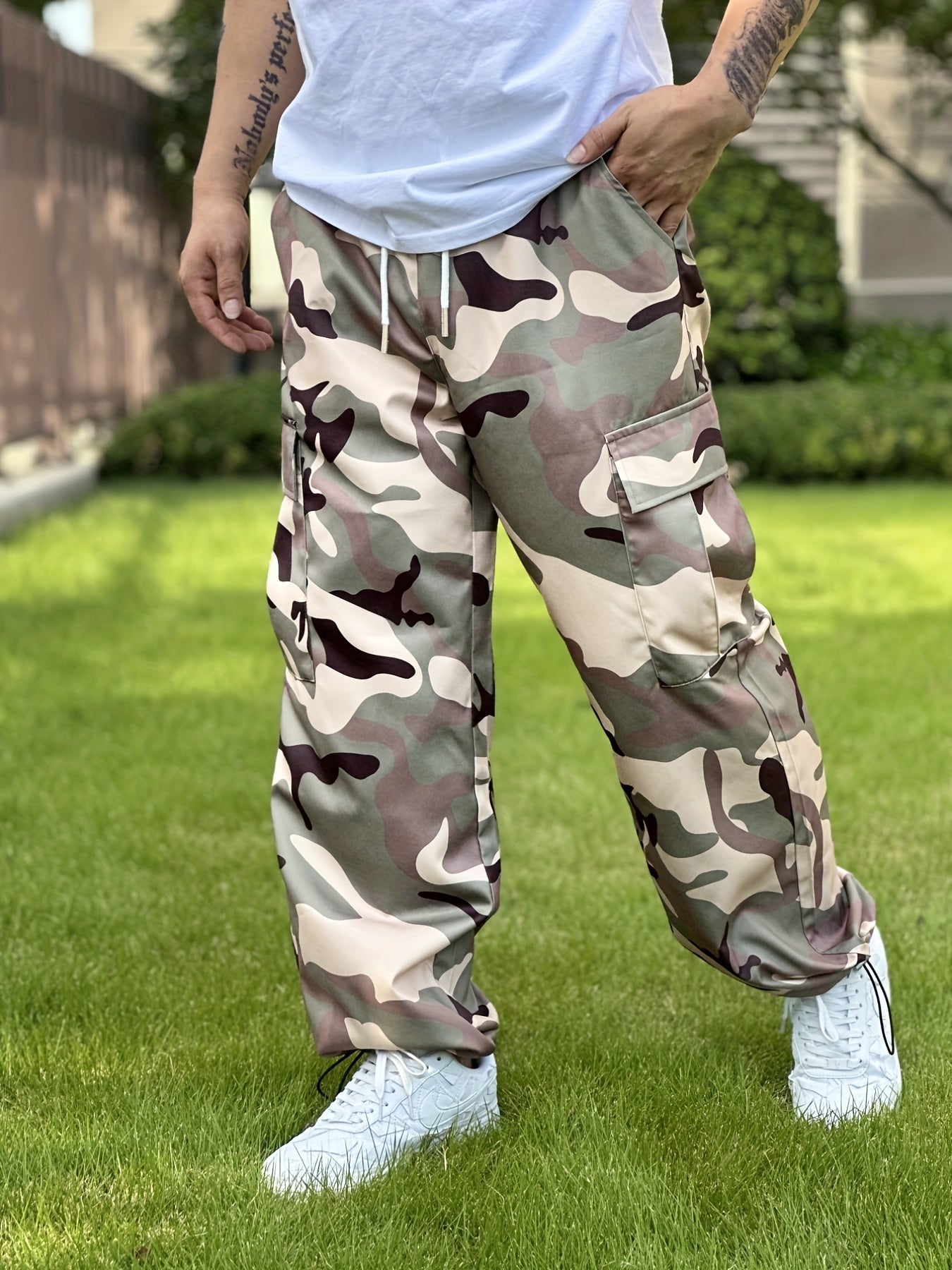 Men's Camo Cargo Pants Active Elastic Waist Drawstring Loose Pants