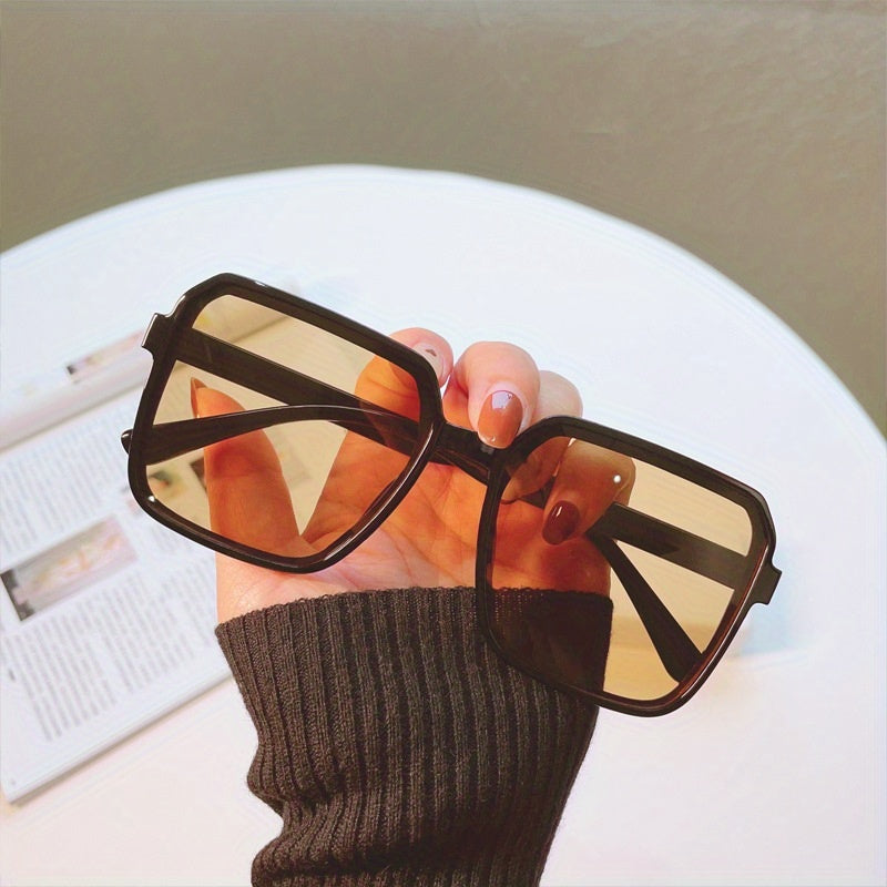 Large Square Sunglasses for Women Men Casual Gradient Anti Glare Glasses