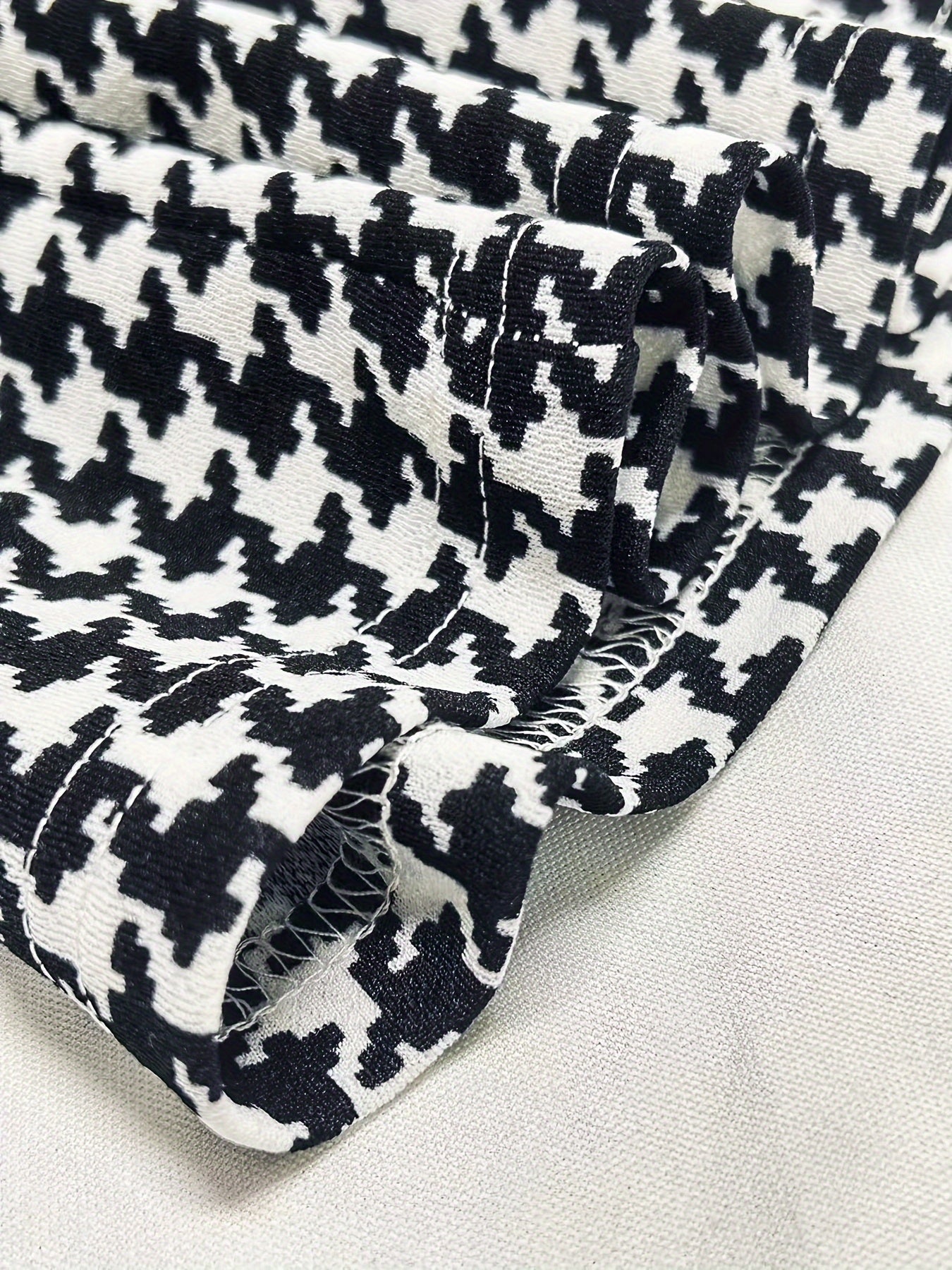  Women's Houndstooth Print Flared Leg Trousers