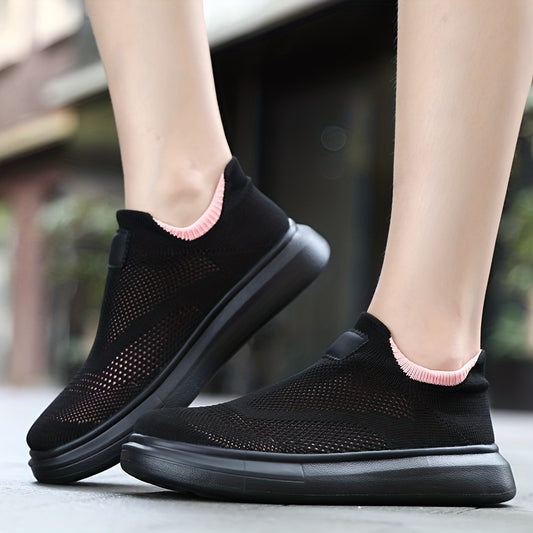 Women's Breathable Slip On Sneakers Lightweight Low Top Shoes