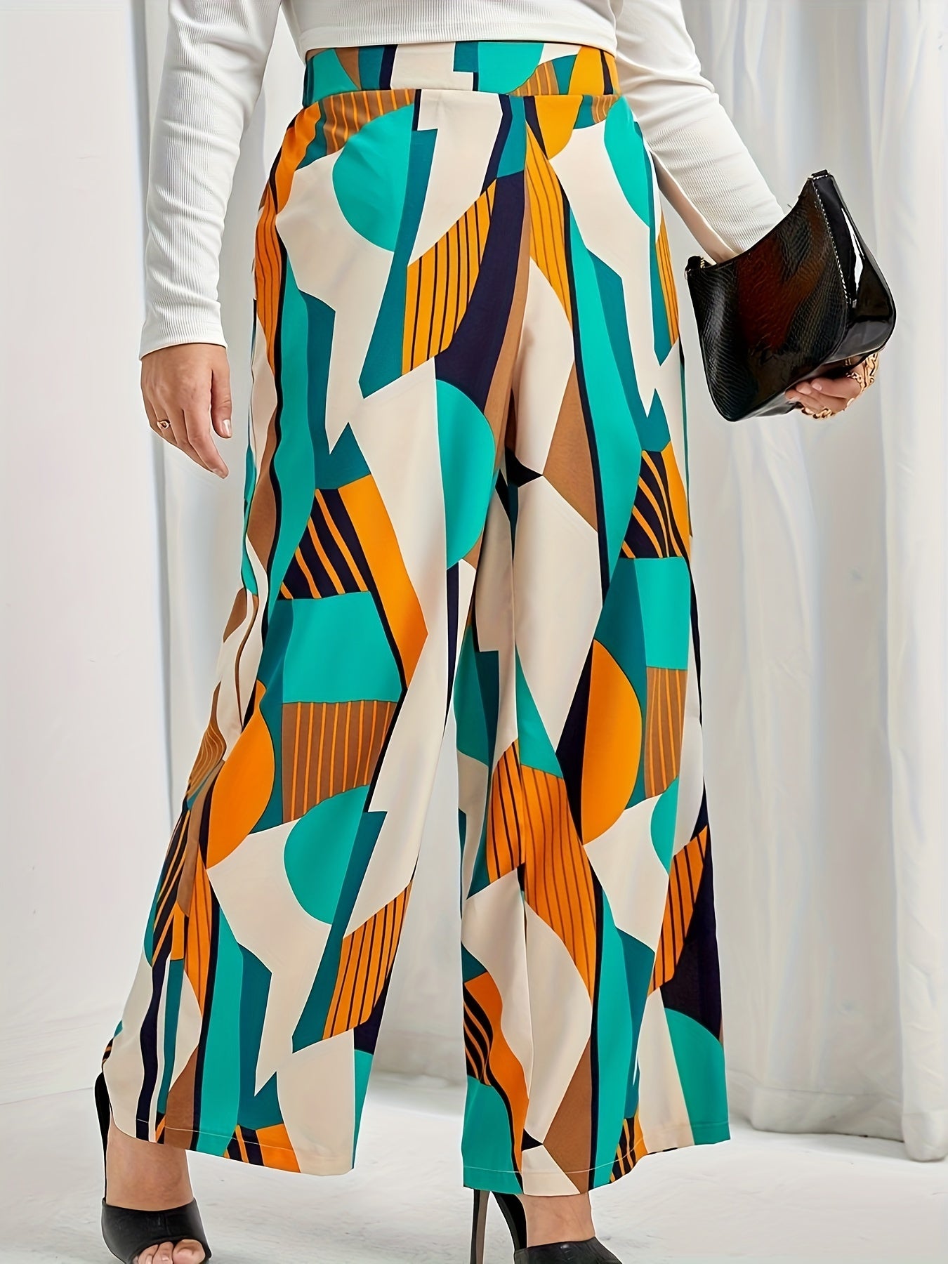  Geometric Print Wide Leg Trousers