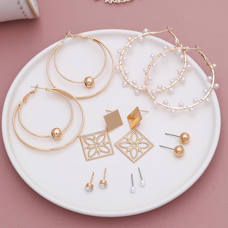 6 Pairs Pearl Earrings Set with Elegant Decor