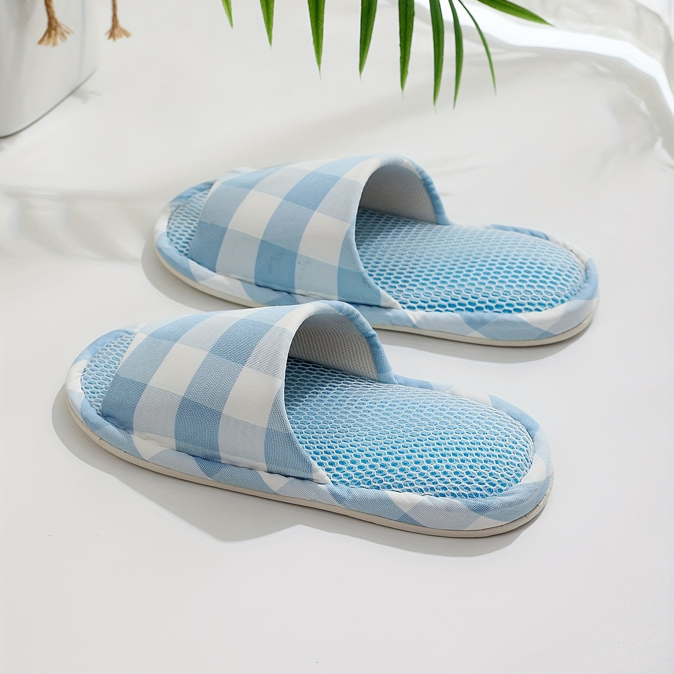 Checkered Open Toe House Slippers Anti-Skid Slip-ons for Men