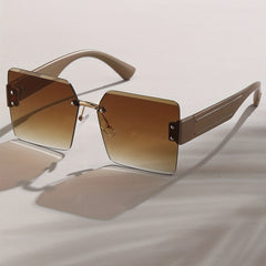 Rivet Gradient Square Sunglasses UV400 Sun Shades