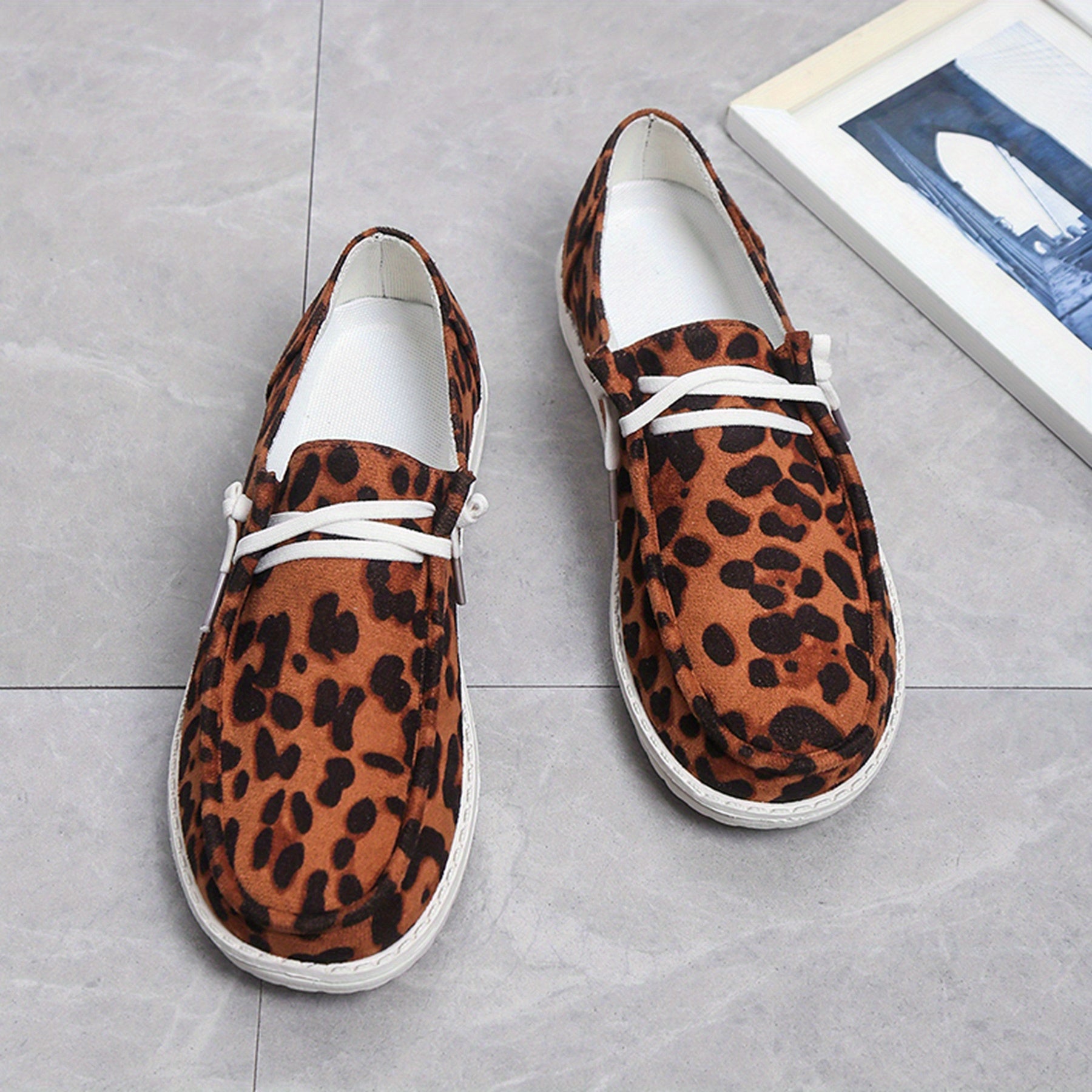 Leopard Print Sneakers Lace Up Canvas Shoes Lightweight Low Top