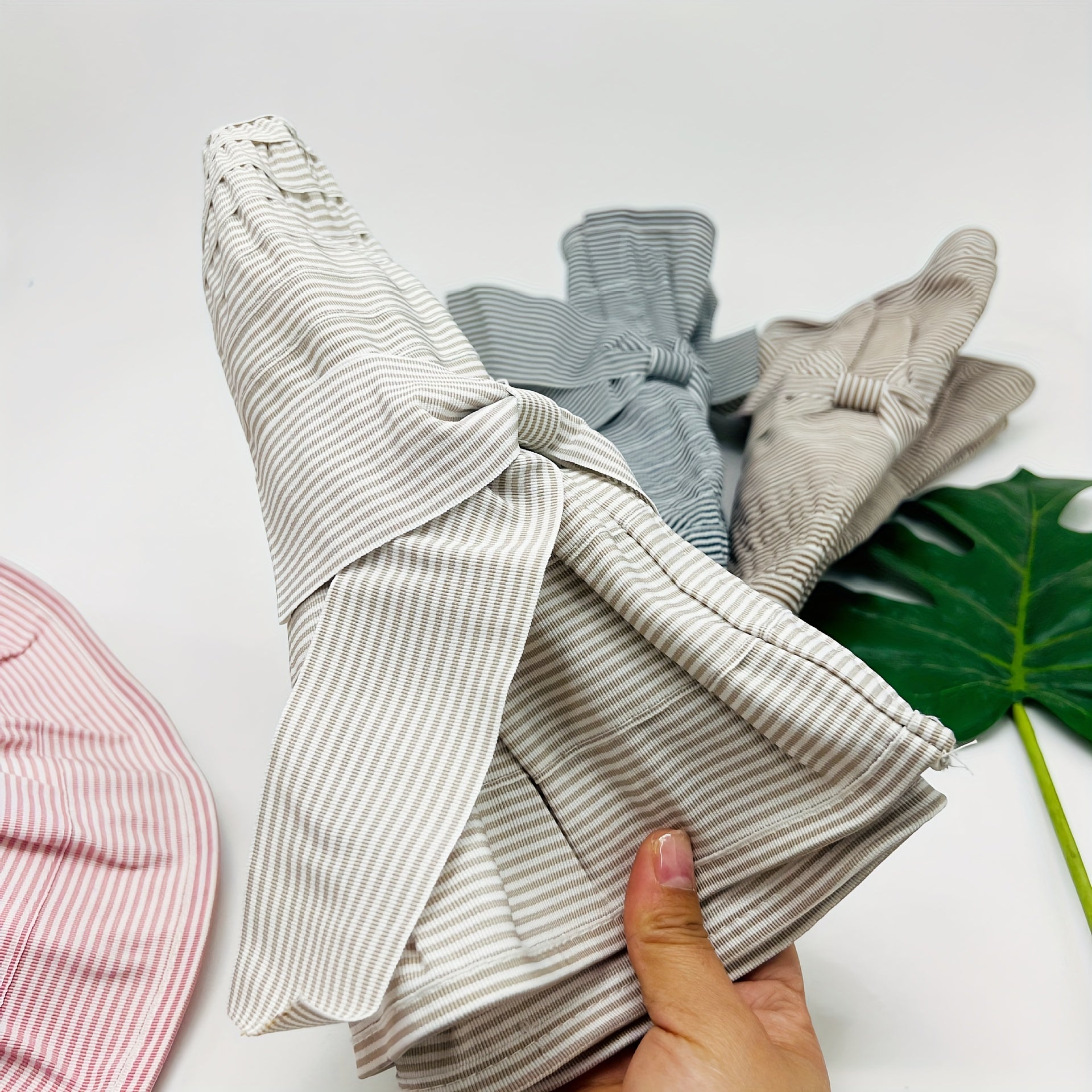 Striped Bucket Hat Wide Brim Bowknot Decor UV Protection Travel Beach Hat