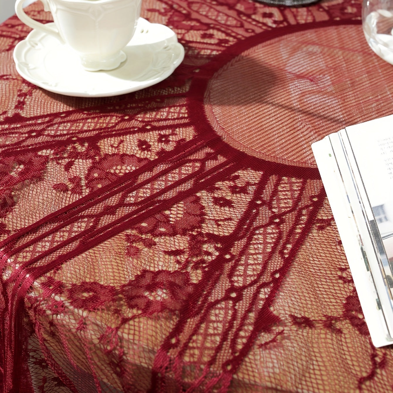 American Style Round Lace Tablecloth Red Hollowed Out Christmas Table Cloth