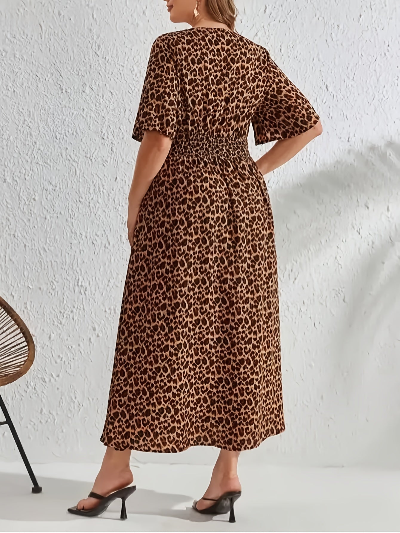  Women's Leopard Print Wrap Dress with V Neck
