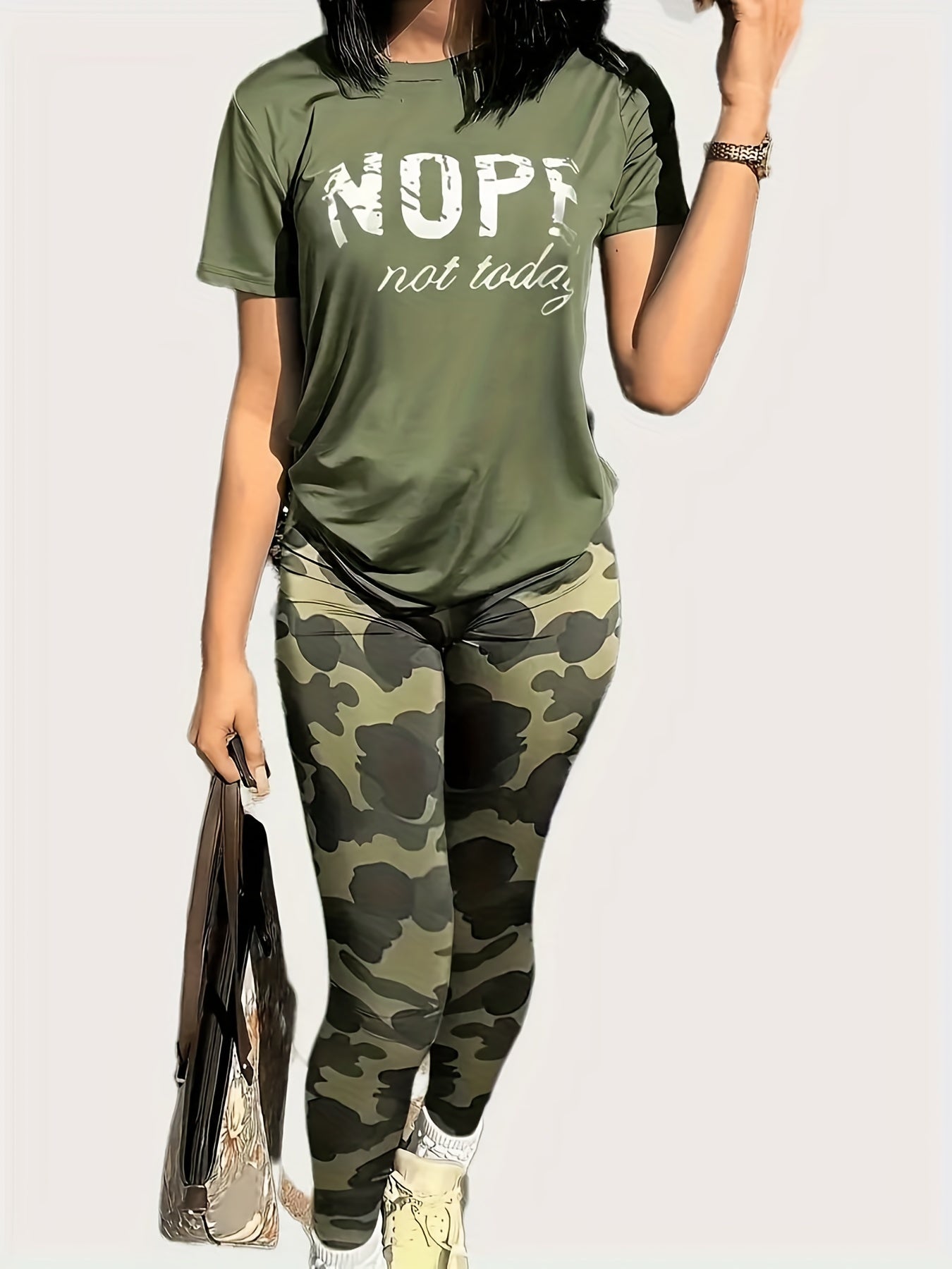  Casual Outfits Set Women's Plus Letter Print Top & Camo Leggings