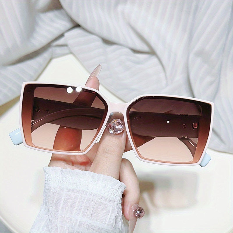 Large Square Sunglasses Gradient UV400 Sun Shades for Summer Travel