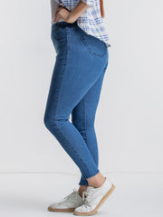  High Stretch Skinny Pocketed Jeans