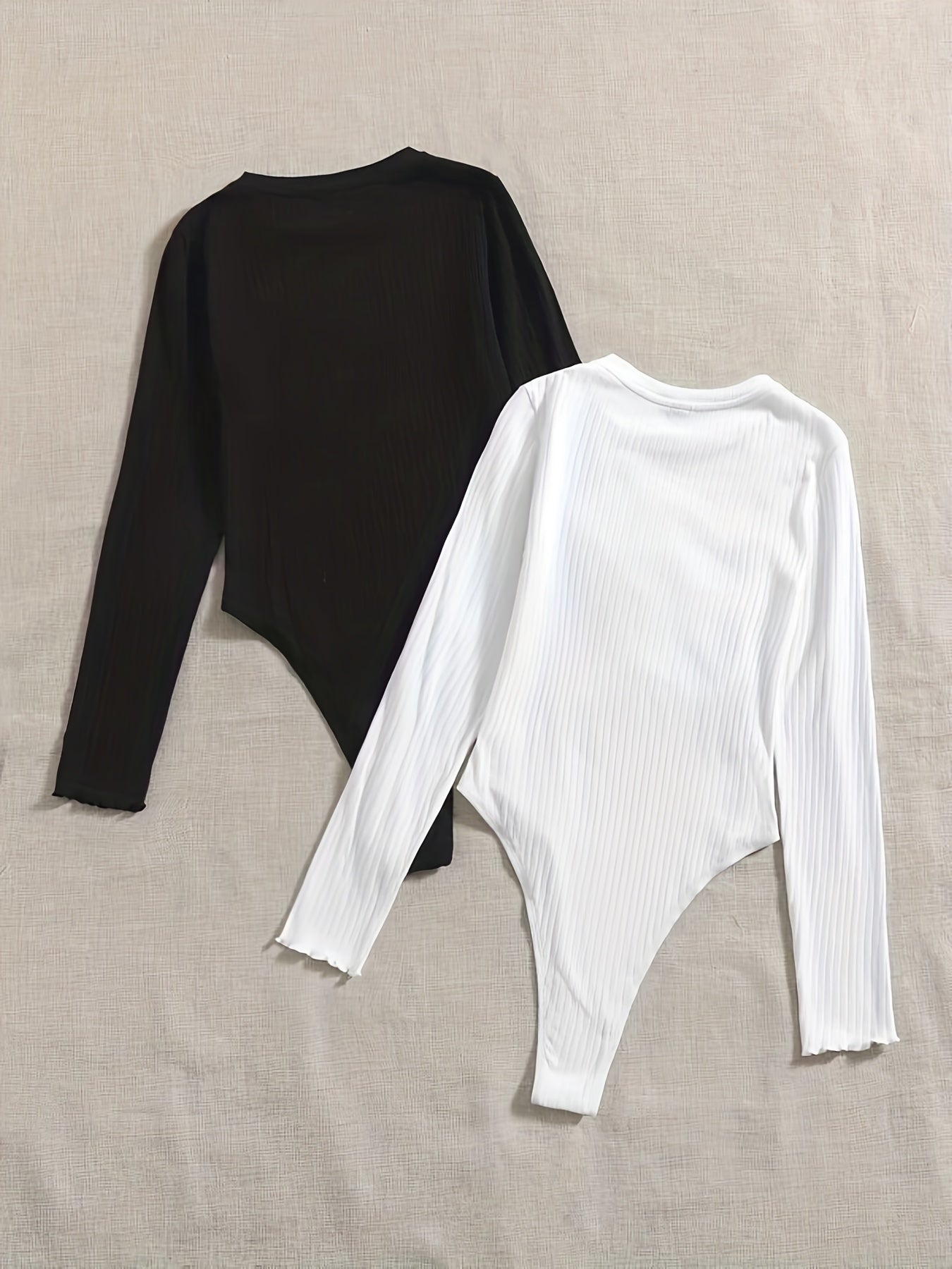  Solid Ribbed Long Sleeve Round Neck Bodysuit