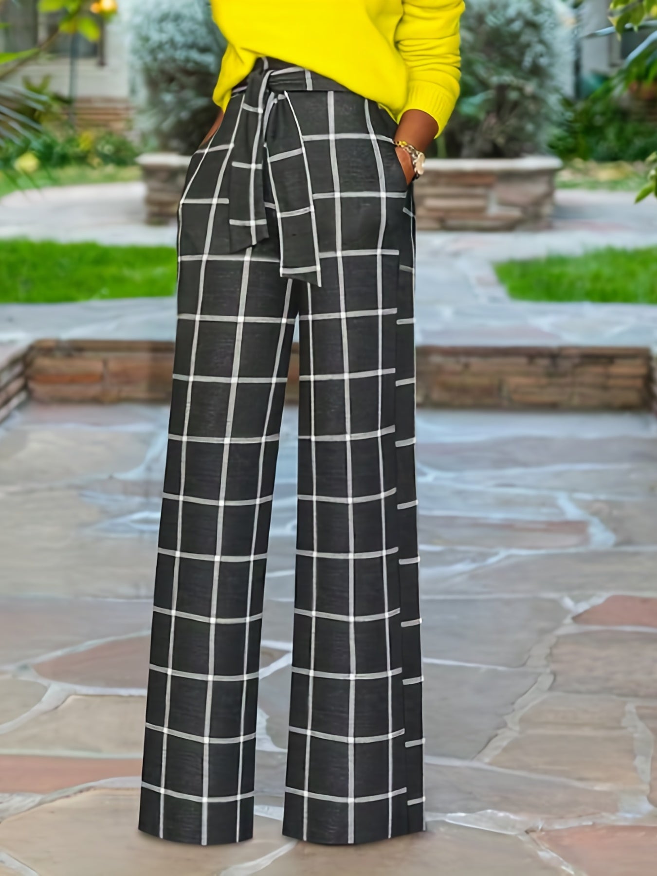  Grid Print Wide Leg Belted Trousers