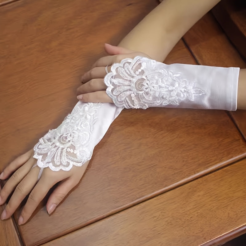 Bride's Fingerless Wedding Gloves for Bridal Accessories