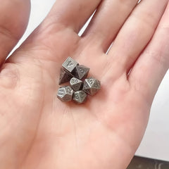 Mini Polyhedral Dice Set 7pcs Zinc Alloy Table Games Portable Fun Gift