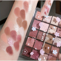 20 Milk Tea Earth Red Eyeshadow Palette