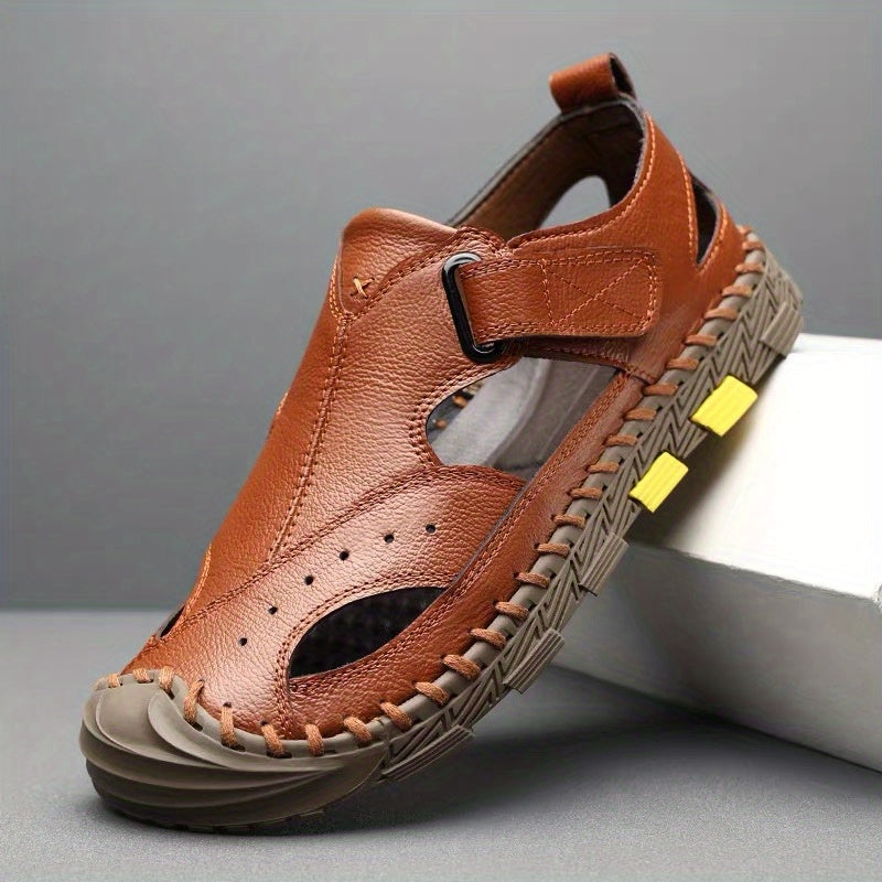Men's Closed Toe Outdoor Beach Sandals Non Slip Shoes