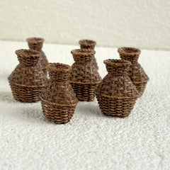 4pcs Mini Willow Baskets Mixed Colors for Crafts & DIY Projects
