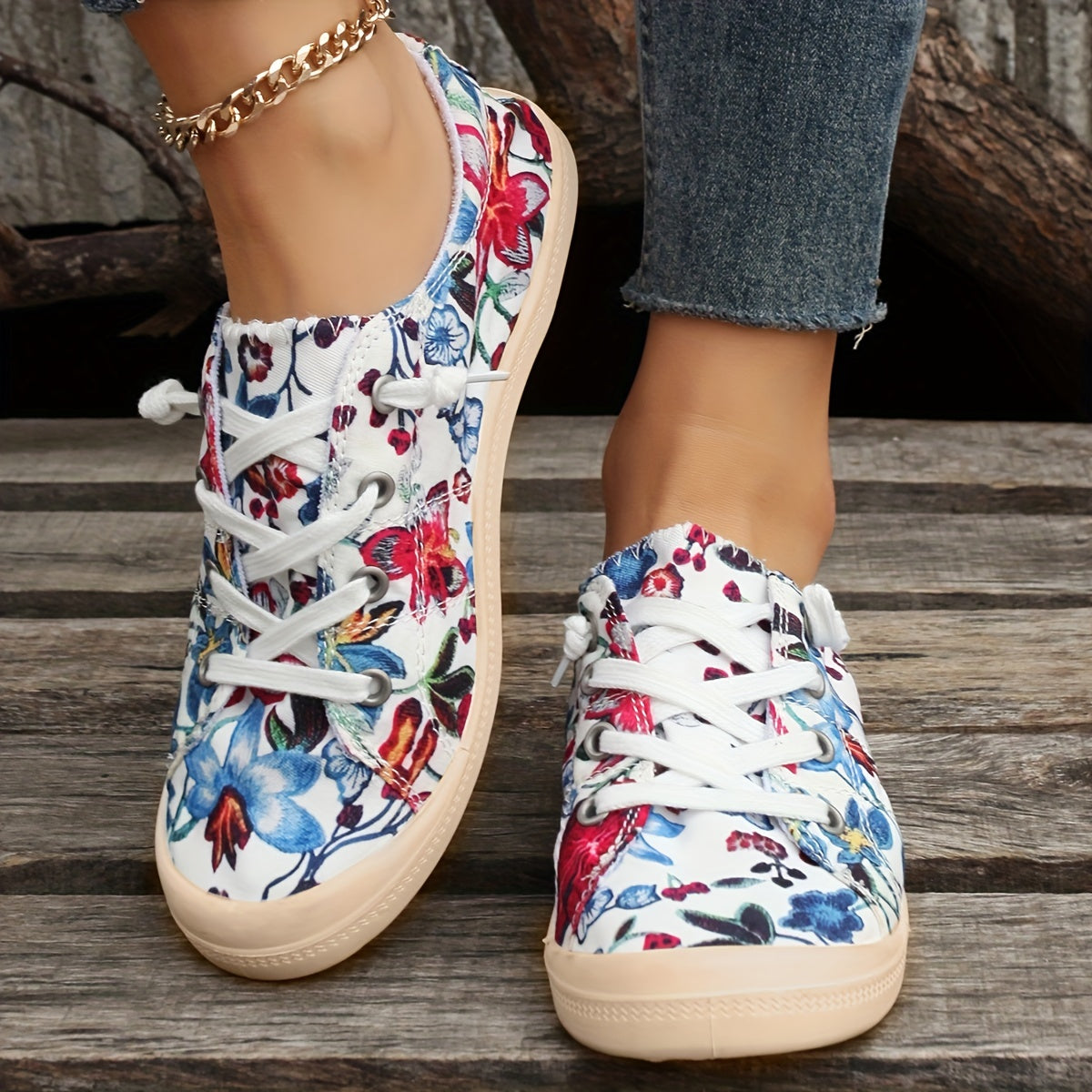 Women's Flower Pattern Canvas Lace-Up Sneakers