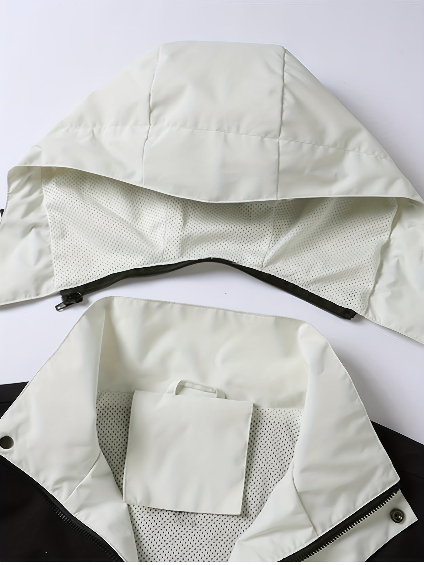 Men's Lightweight Waterproof Windbreaker Jacket Regular Fit Coat