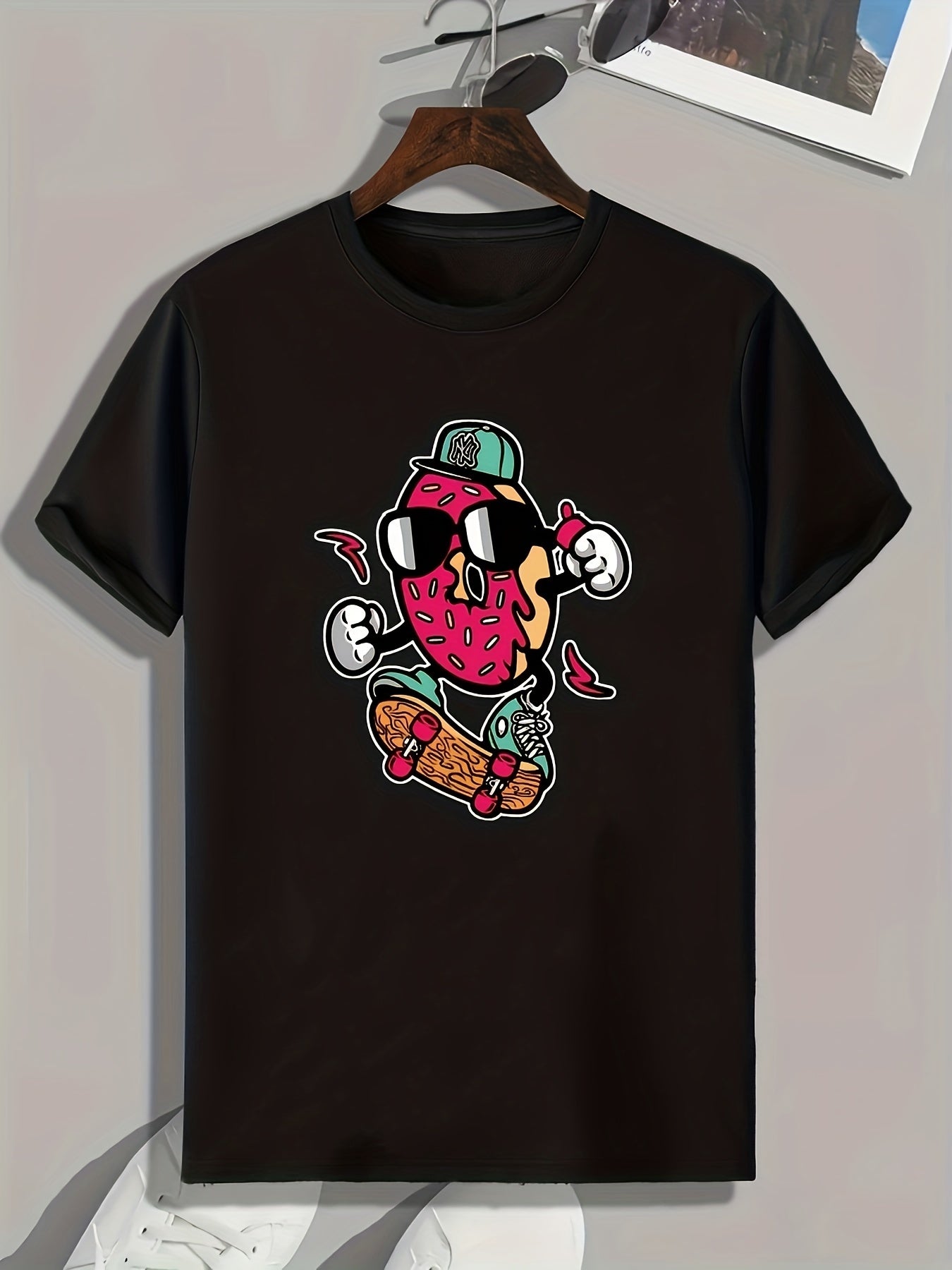 Skateboarding Print Men's Graphic T-shirt