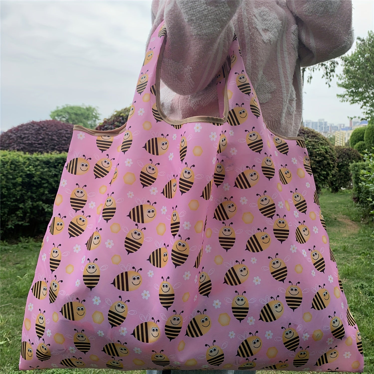 Bee Print Shoulder Bag Lightweight Storage Bag