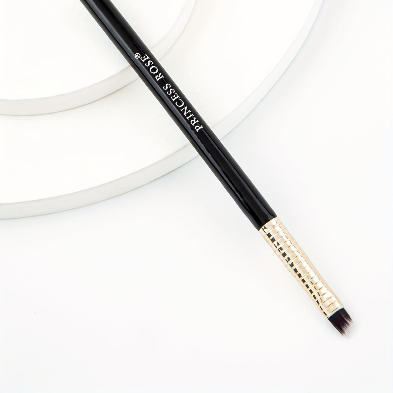 Precision Angled Eyebrow & Eyeliner Brush for Makeup Application